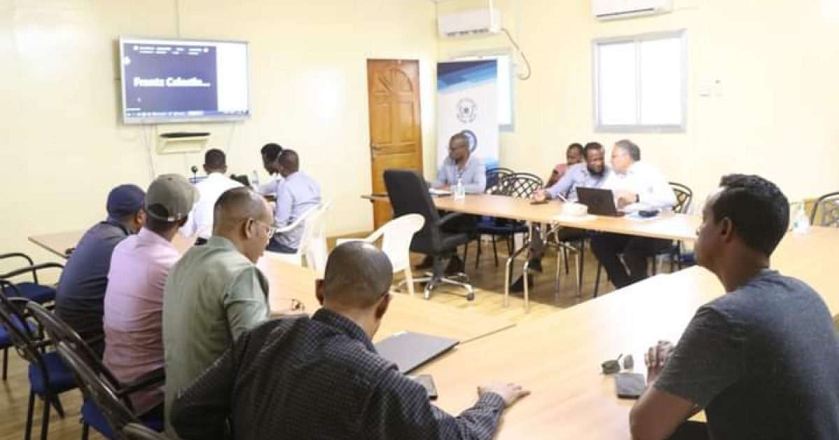 Guddiga Gurmadka Fatahaadaha Hirshabeelle oo kulamo la qaatay Hay’addaha Samafalka