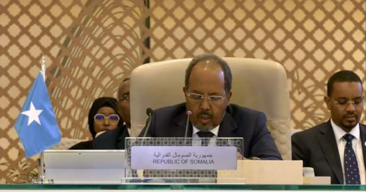 Madaxweyne Xasan Sheekh oo khudbad ka jeediyay Meertada 32-aad ee Jaamacadda Carrabta “SAWIRRO”