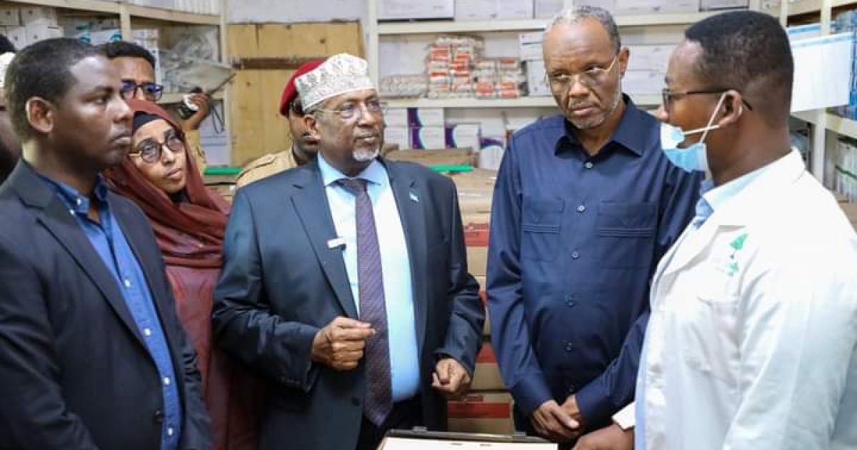 Guddoomiyaha Golaha Shacabka iyo Madaxweynaha Koonfur Galbeed oo booqday Isbitaalka Baraawe