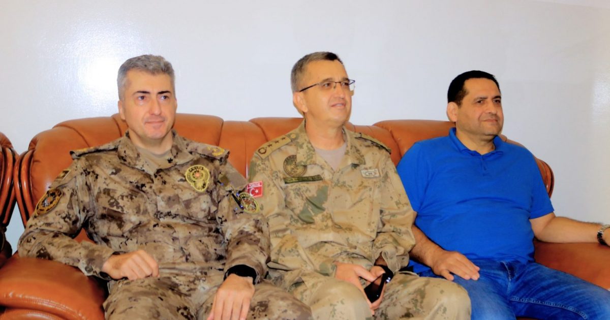 Saraakiil katirsan Booliska Turkiga oo soo gaaray Muqdisho