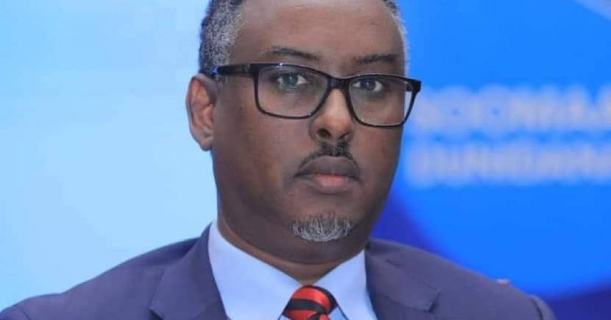 Wasiiru dowlahii hore ee Wasaaradda amniga gudaha oo sheegay uu khilaaf soo wajahay khawaarijta