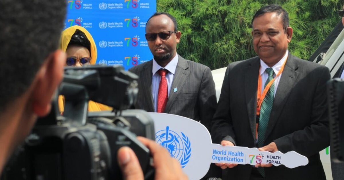 Wasiirka Caafimaadka XFS oo Hey’adda WHO ka guddoomay  Gaawaari loogu deeqay