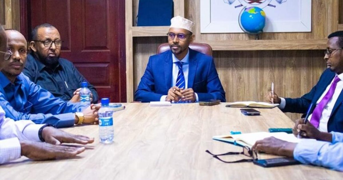 Wasaaradda Biyaha XFS oo shirkadaha kala hadashay sidii shacabku ay u heli lahaayeen biyo Nadiif ah