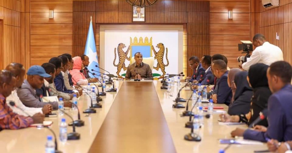 Ra’iisul Wasaare Xamse oo kulan la qaatay Mas’uuliyiinta Wasaaradda Caafimaadka 