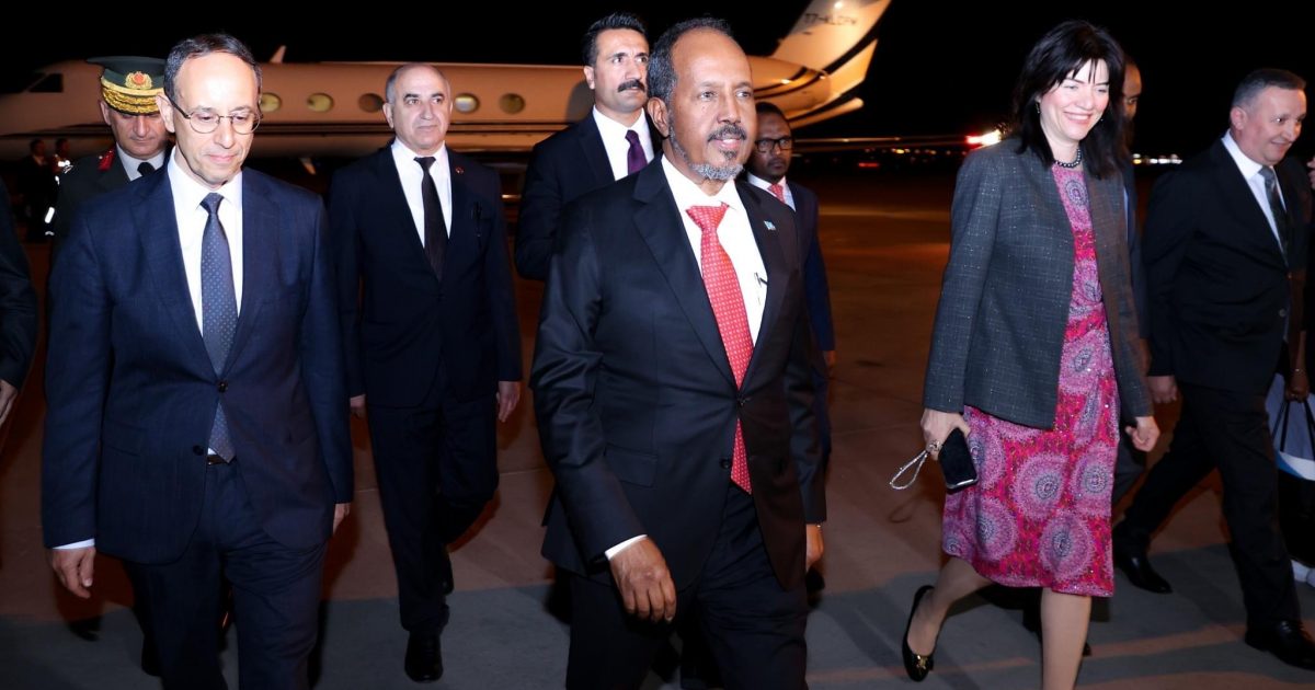 Madaxweyne Xasan Sheekh oo gaaray Dalka Turkiye