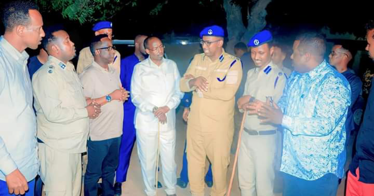 Ciidanka Amniga Muqdisho oo howlgal ku soo qabtay maandooriye iyo dadkii ka ganacsanayey