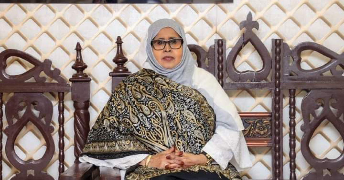 Marwada Madaxweynaha Dalka Marwo Sahra Cumar Xasan oo dhambaal Hambalyo ah u dirtay Ummada Soomaaliyeed Munaasabadda 26 Juun awgeed.