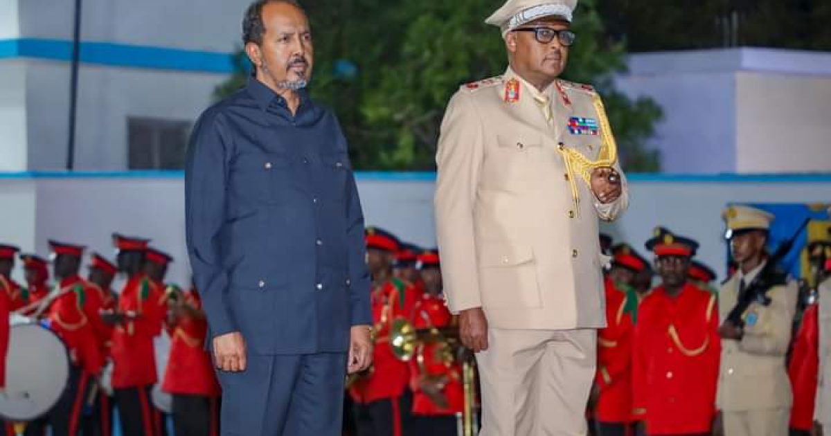 Madaxweyne Xasan Sheekh oo ka qeybgalay munaasabadda calan saarka