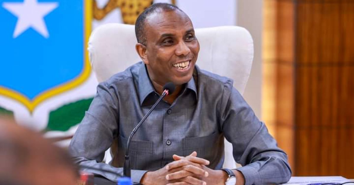 Ra’iisul Wasaare Xamsa oo guddoomiyay kulan looga hadlayay u diyaar garowga ku biirista (EAC)