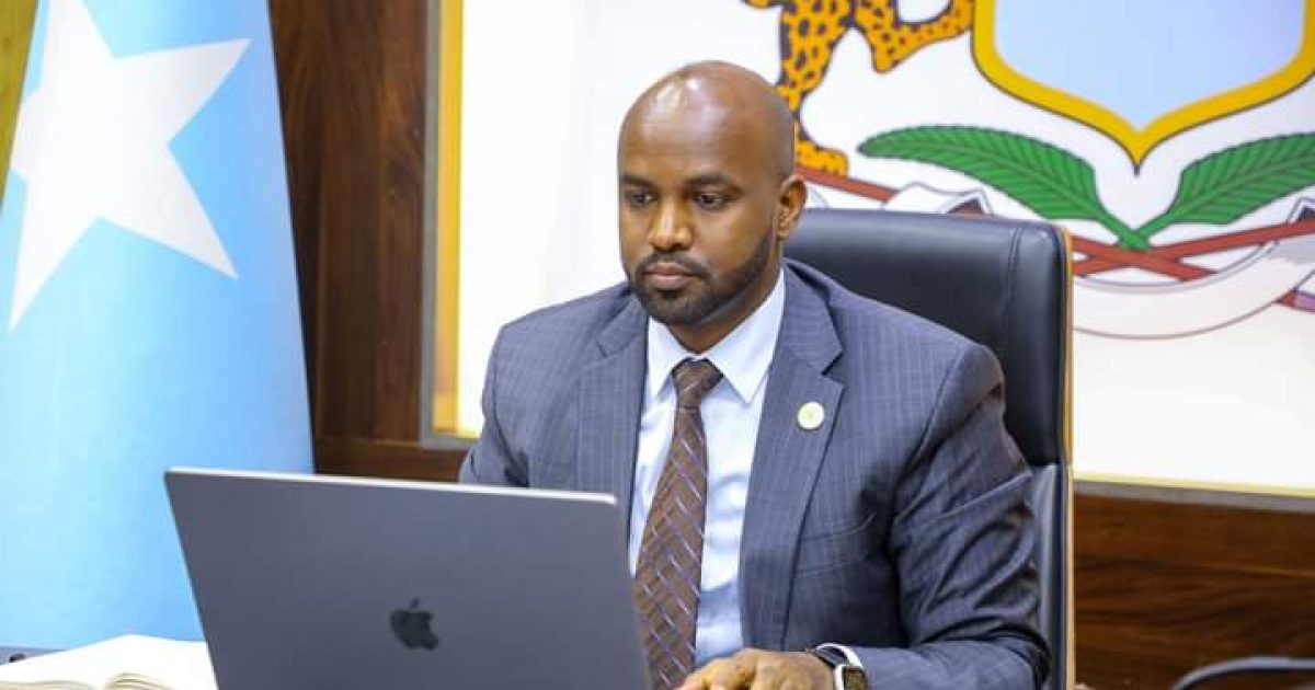 Xoghayaha Guud ee Golaha Shacabka BJFS oo shir uga qeybgalay Aaladda fogaan aragga