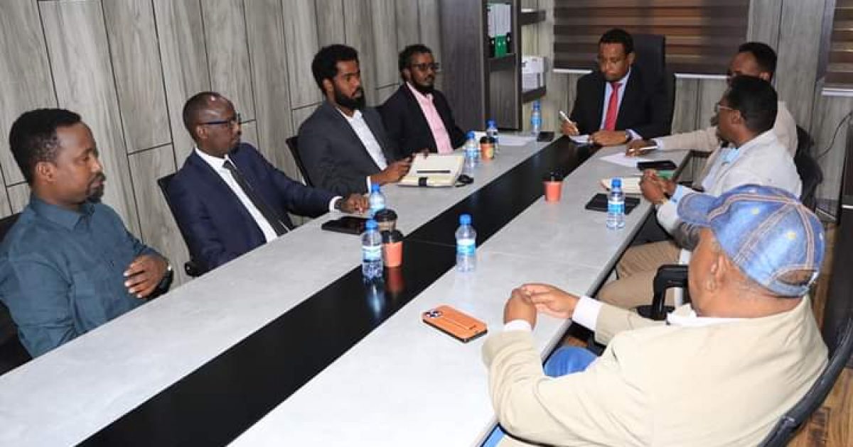 Guddiga Difaaca ee Golaha Shacabka oo yeeshay kulan looga hadlayay qorshe howleedka