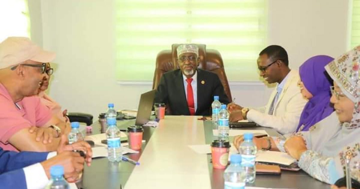 Guddiga xeerhoosaadka Golaha Shacabka oo shir ku yeeshay xarunta Villa Hargeysa