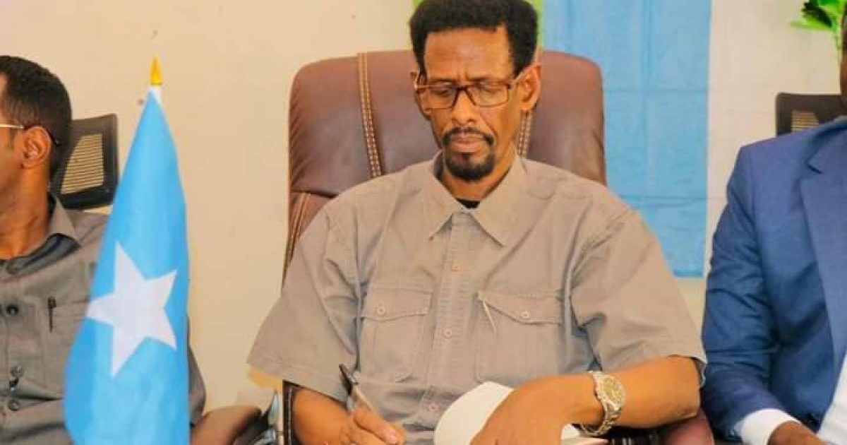 Madaxweyne ku-xigeenka Jubbaland oo kulan la qaatay qeybaha bulshada ee degmada Luuq