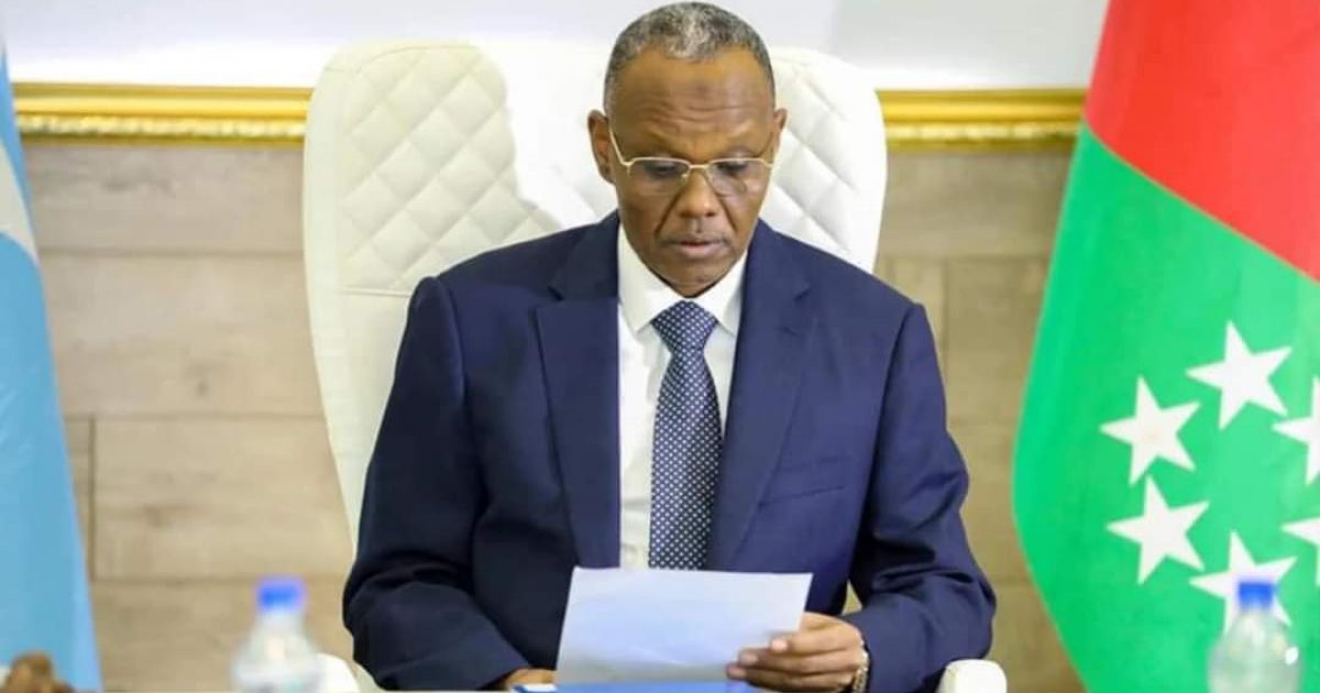 Madaxweynaha Koonfur-galbeed oo isku-shaandheyn ku sameeyay Wasiirrada KGS