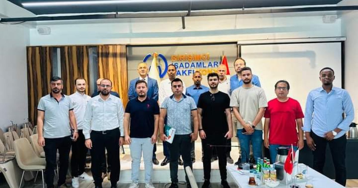 Guddoomiye ku-xigeenka Arrimaha bulshada G/Banaadir oo la kulmay Midowga Ganacsatada Konya