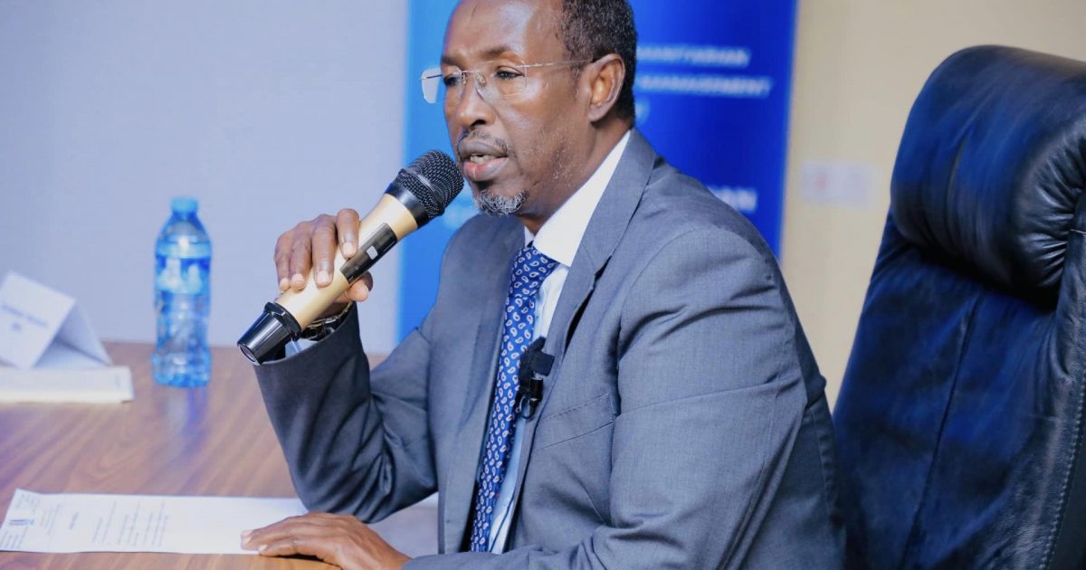 Guddoomiyaha gobolka Banaadir oo shir guddoomiyay Madasha Xiriirinta Gargaarka ee Gobaalka Banaadir