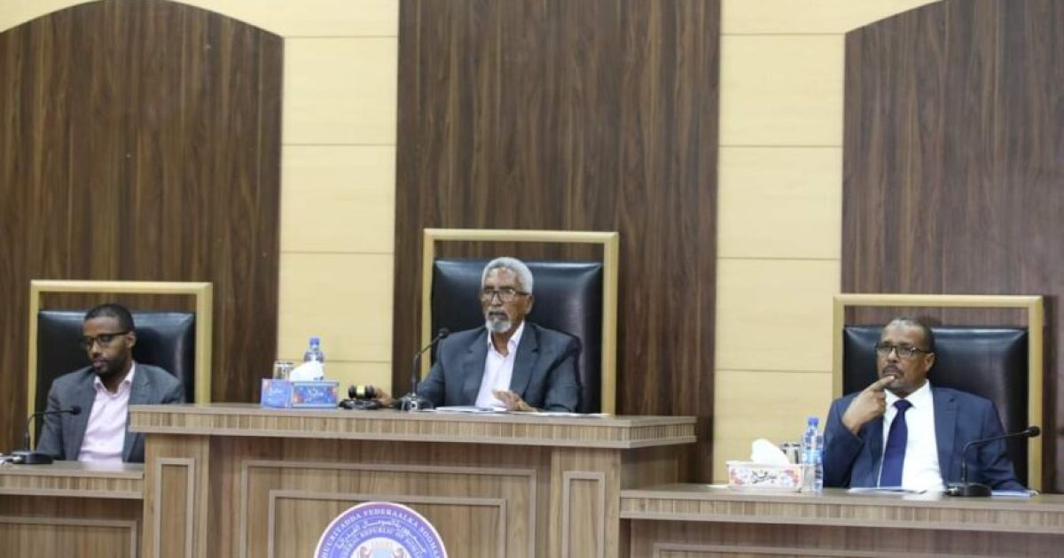 Upper House of Somalia passes first reading of Auditor General’s bill