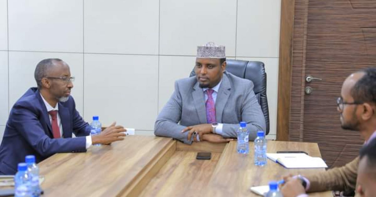 Wasiirada Qorsheynta iyo Waxbarashada XFS oo ka wada hadlay Qorshaha Horumarinta Qaranka “SAWIRRO”