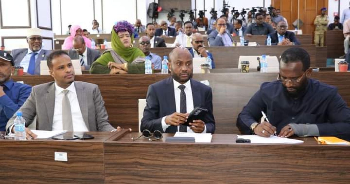 Xildhibaannada Golaha Shacabka oo ka dooday sharciyo muhiim u ah dalkeenna “SAWIRRO”