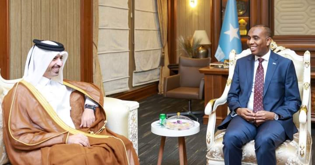 Ra’iisul Wasaare Xamsa oo xafiiskiisa ku qaabilay Danjiraha Qatar ee Soomaaliya “SAWIRRO”