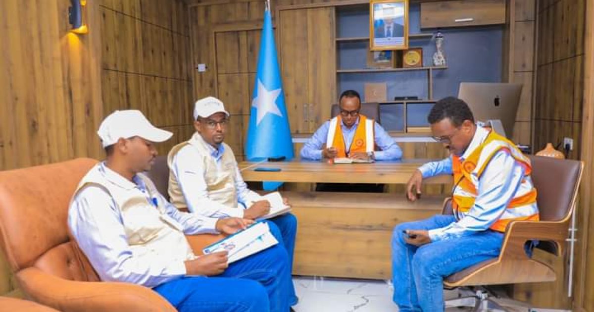 Guddoomiyaha Hay’adda SoDMA oo qaabilay madax ka socotay madasha mutadawiciinta