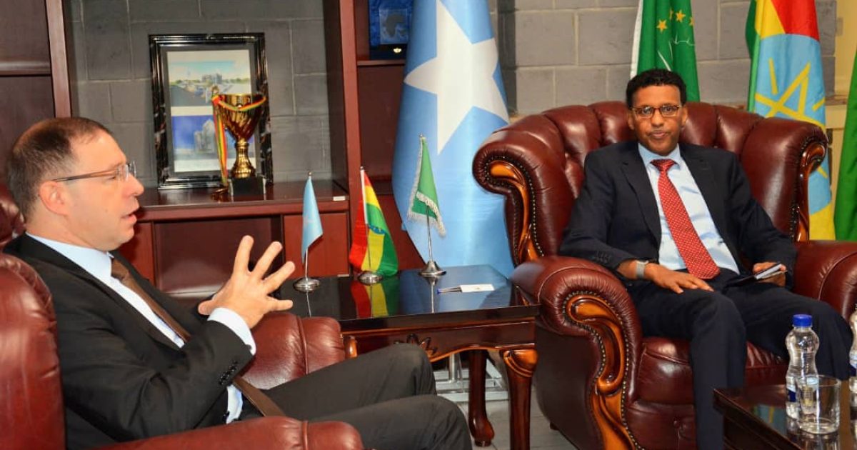 Danjire Warfaa oo qaabilay dhigiisa dalka Azerbaijan “SAWIRRO”