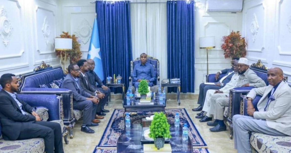 Ra’isul Wasaaraha XFS oo la kulmay Wasiirada Warfaafinta heer Federaal iyo heer dowlad goboleed