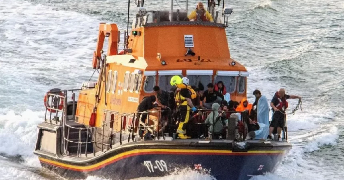 Lix tahriibayaal ah oo ku dhintay doon ku qallibantay badda