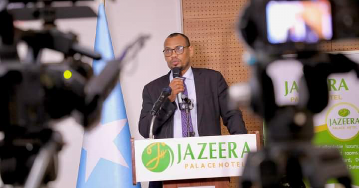 Wasiirka Xanaanada Xoolaha XFS oo furay shir looga hadlayay ceymiska xoolaha