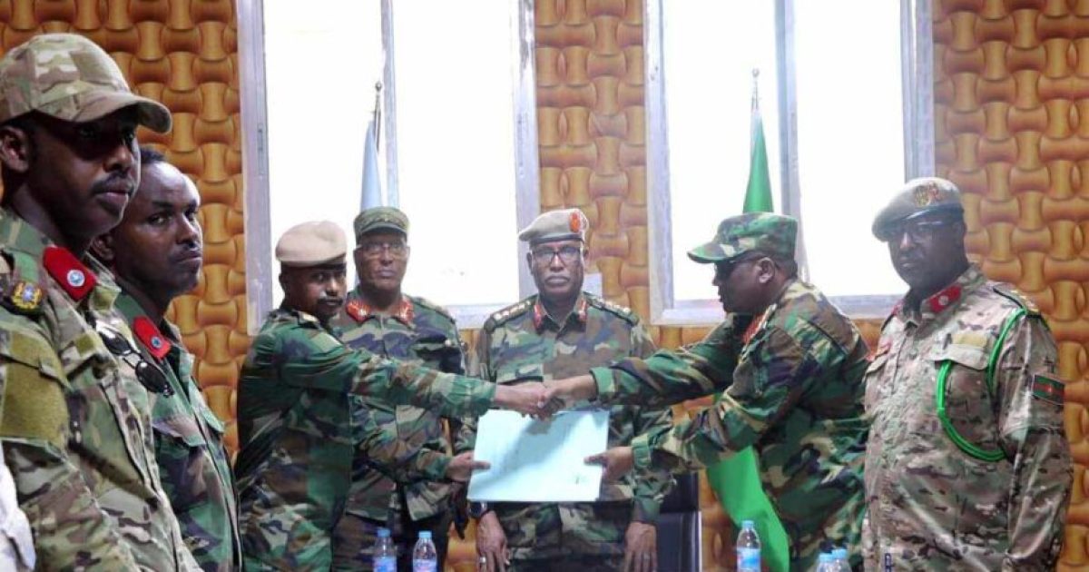 Taliyaha cusub ee Ciidanka Dhulka Xoogga Dalka oo xilka si rasmi ah ula wareegay