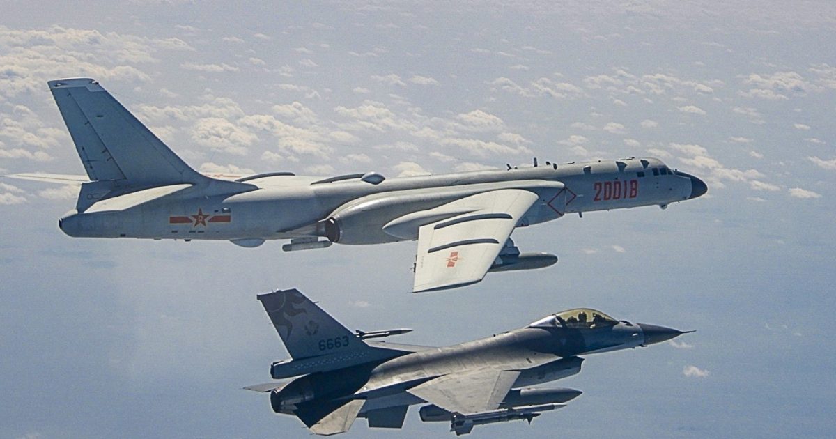 Shiinaha oo diyaarado dagaal u diray Taiwan