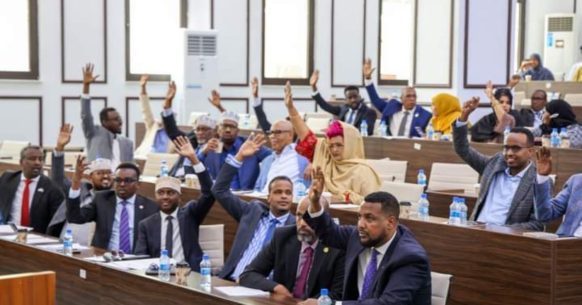 Xildhibaannada Golaha shacabka BJFS oo ansixiyay Hindise sharciyeedka Qaxootiga “SAWIRRO”