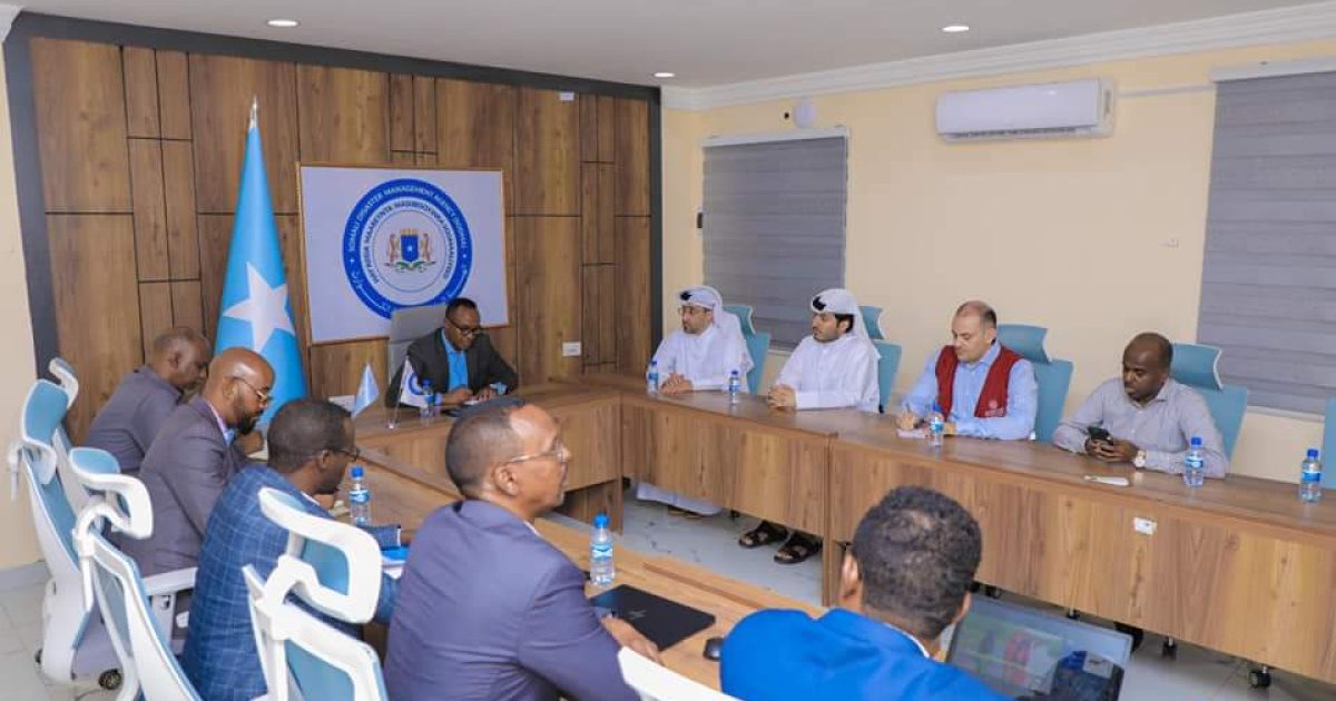 Guddoomiyaha Hay’adda SODMA oo kulan la qaatay Safiirka Dowladda Qatar ee Soomaaliya