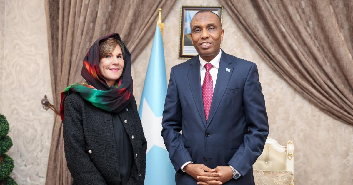 Ra’iisul Wasaaraha XFS oo maanta xafiiskiisa ku qaabilay Safiirka Midowga Yurub ee Soomaaliya