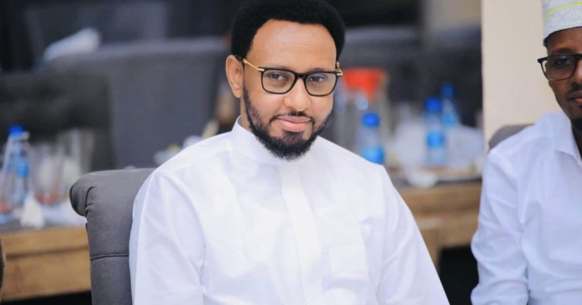 Minister Bihi: our government can pay the staff salary without the need of support