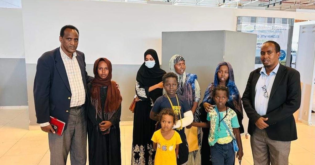 Dowladda Soomaaliya oo dalka ku soo celisay  muwaadiniin ku go’doonsanaa Sudan