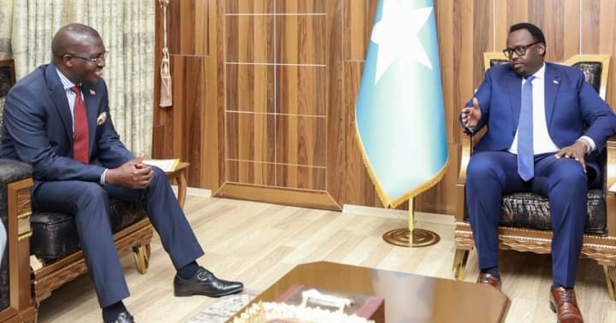 /W Ku-xigeenka Dalka iyo Wasiiru-dowlaha Arrimaha Dibedda Uganda oo ka wada hadlay ciribtirka Khawaarijta