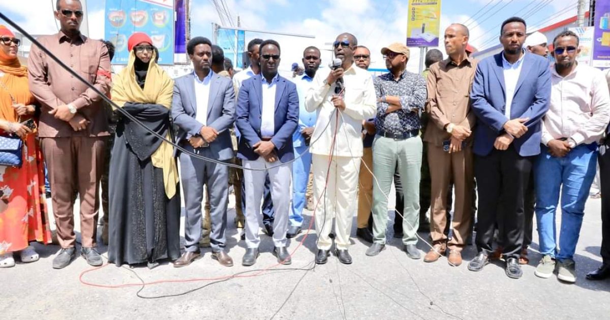 Duqa Muqdisho oo 14-October kala qeyb-galay kummaan shacab ah kula dardaarmay