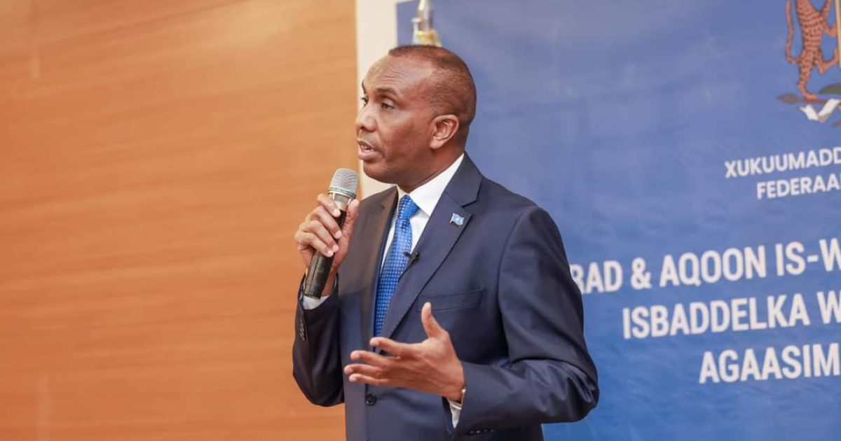 Ra’iisul Wasaare Xamse oo shir la yeeshay Agaasimiyaasha Guud ee Wasaaradaha