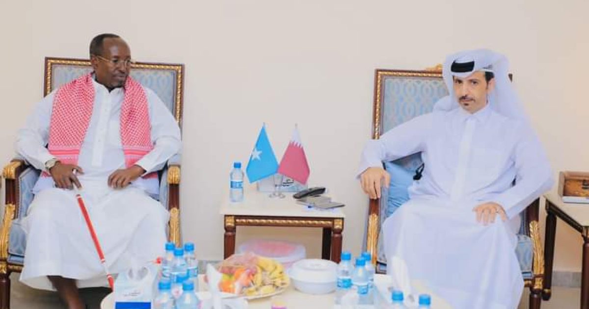 Duqa Muqdisho oo kulan la qaatay Danjiraha Qatar ee Soomaaliya