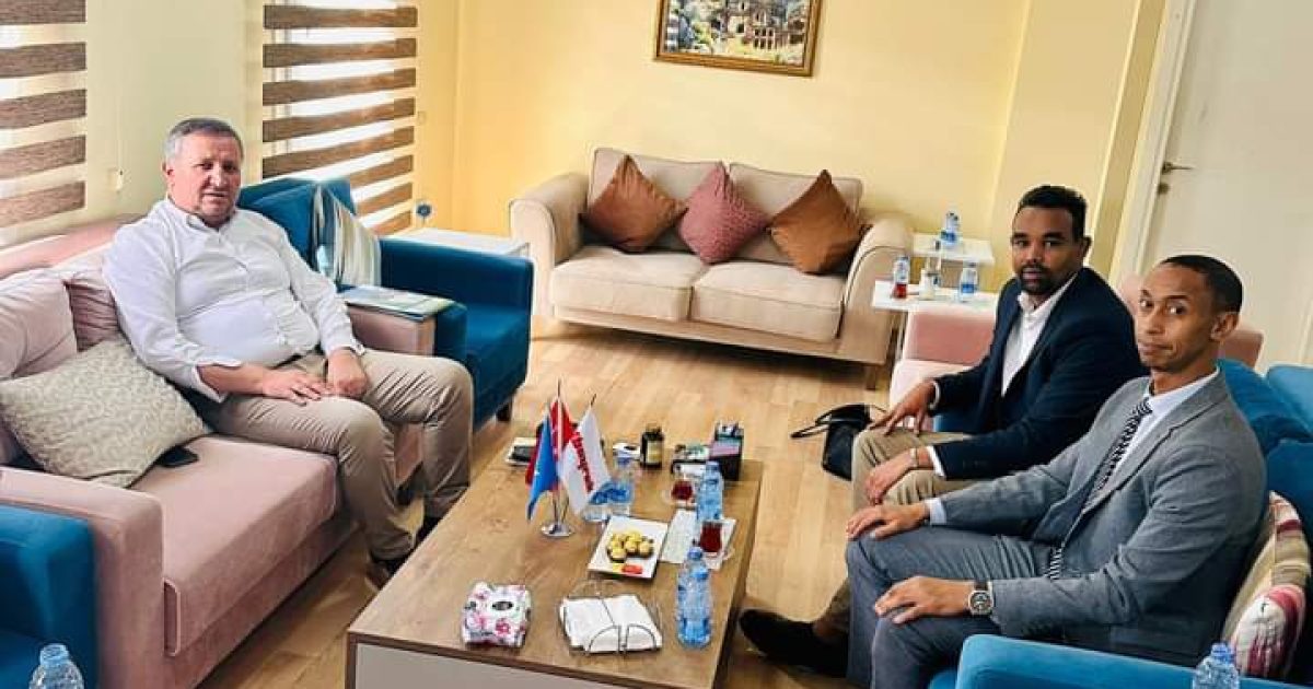 Mas’uuliyiin ka tirsan Wasaaradda Qorsheynta XFS oo kormeeray Shirkadda maamusha Dekadda