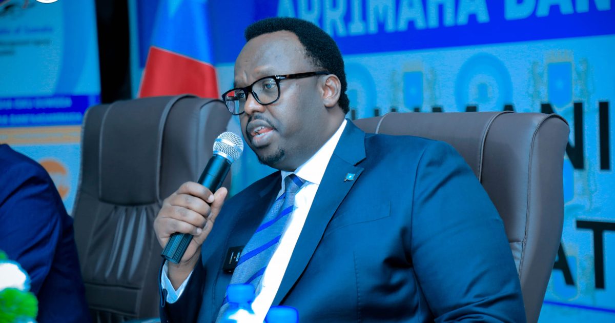 Ra’isulwasaare ku xigeenka XFS oo Baydhabo ka furay shirka madasha iskuwidda arriamaha Bini’aadan-nimada