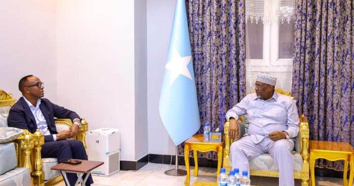 Guddoomiyaha Golaha Shacabka BJFS oo la kulmay Guddoomiyaha Hay’adda SoDMA