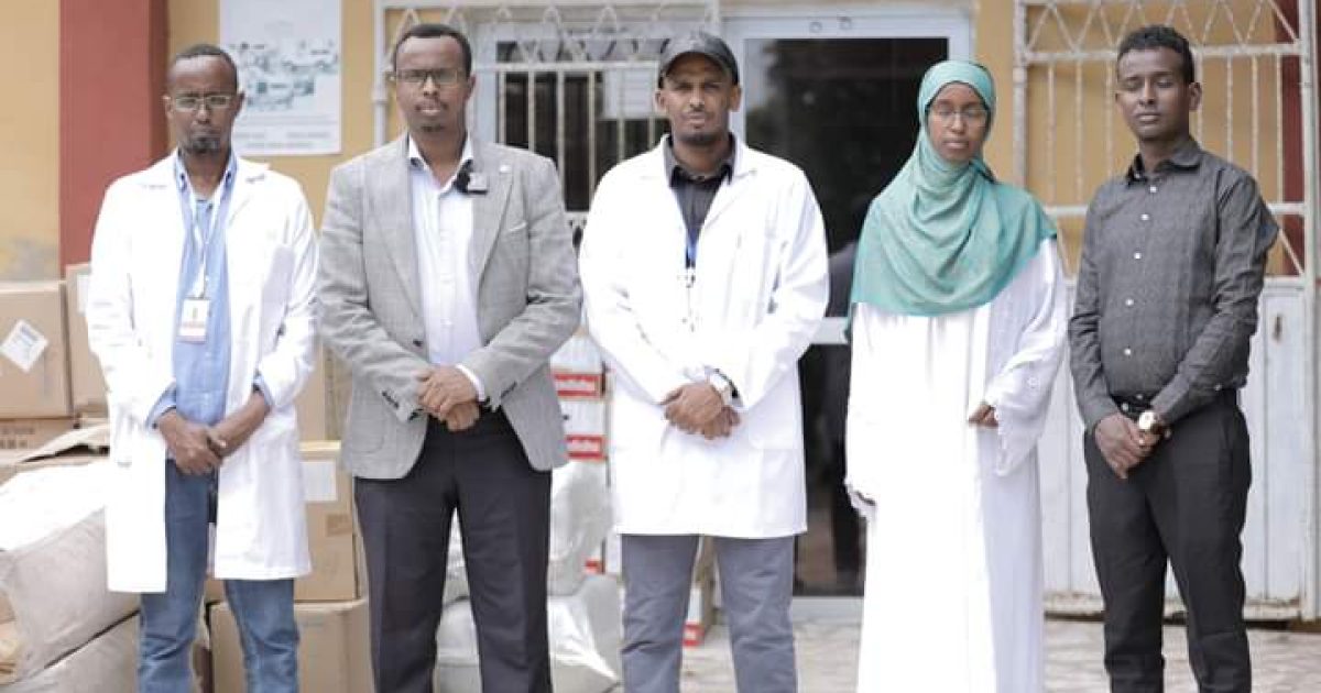 Madaxda Isbitaalka Madiina oo agab kala duwan ku wareejisay Hay’adda SoDMA