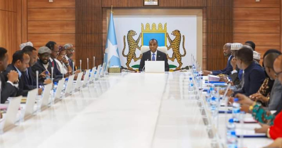 Golaha Wasiirrada oo ka hadlay gurmadka dadka ay saameeyeen roobabka iyo daadadka ka jira dalka