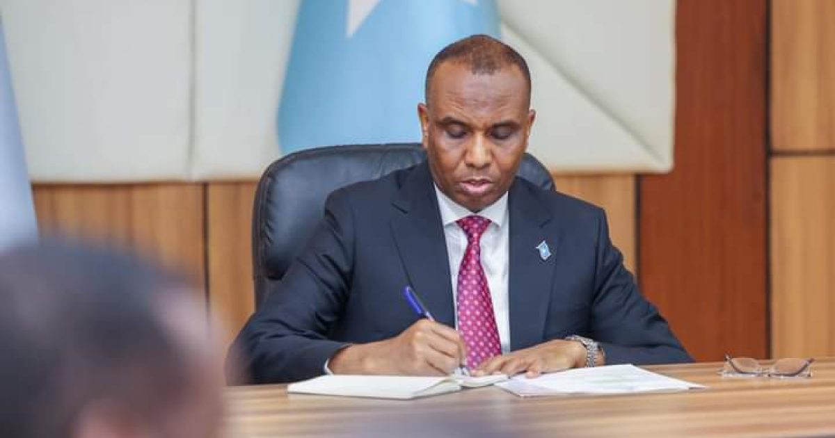 Ra’iisul Wasaaraha XFS oo shir guddoomiyay kulanka Golaha Wasiirada Jubbaland “SAWIRRO”