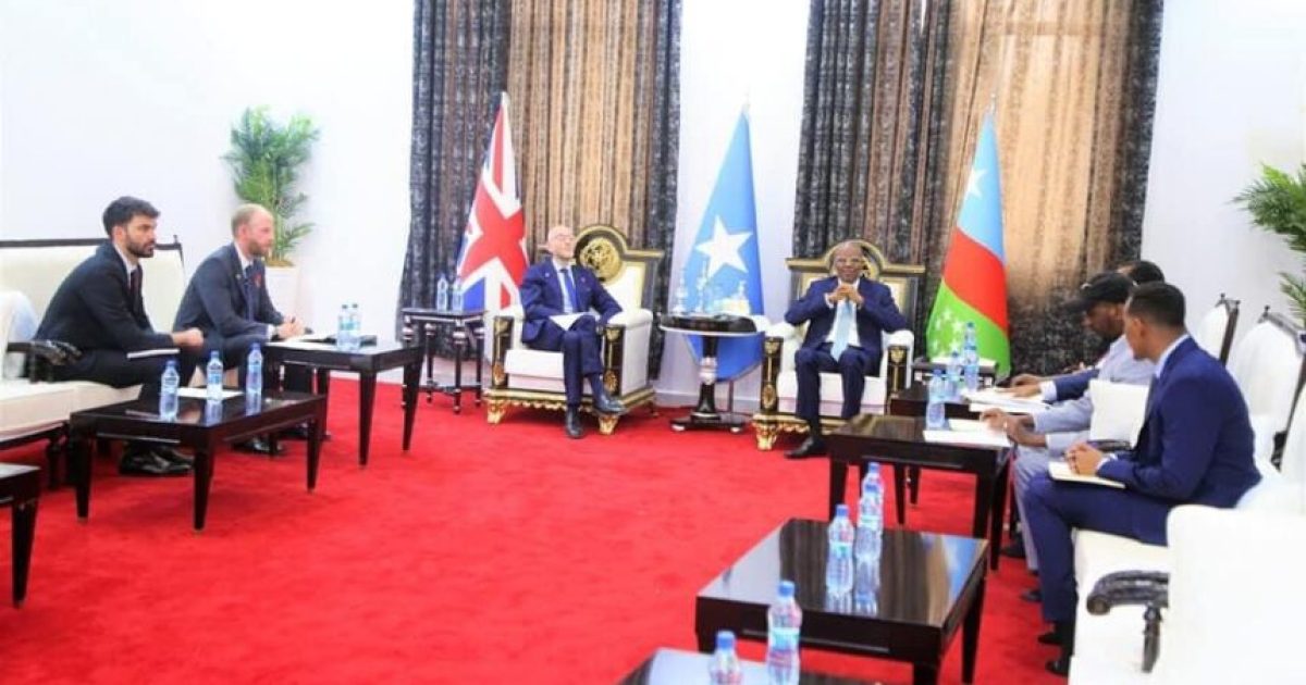 Madaxweynaha KGS oo Madaxtooyada ku qaabilay Safiirka Ingiriiska ee Soomaaliya