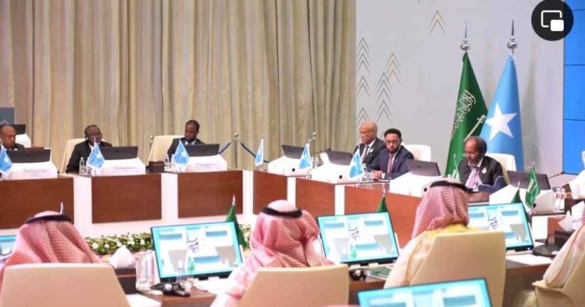 Madaxweyne Xasan Sheekh oo ka qeyb-galay Shirka maalgashiga Soomaaliya iyo Sucuudi Careebiya