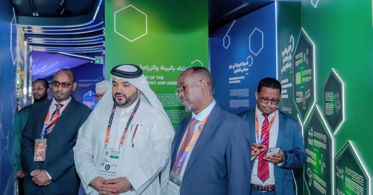Guddoomiyaha gobolka Banaadir oo booqday xarunta Expo Doha