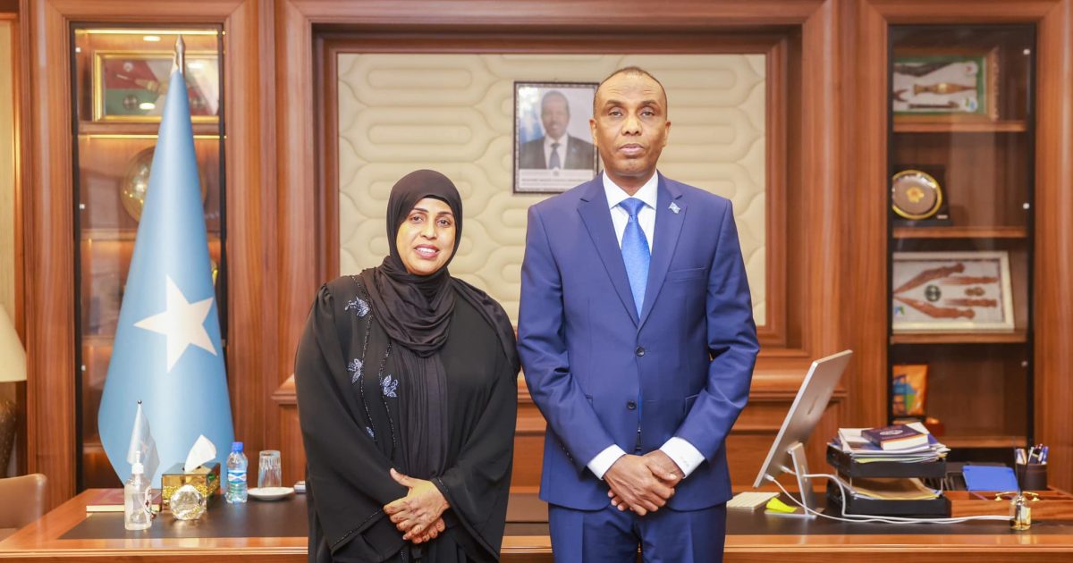 Ra’iisul Wasaaraha XFS oo Xafiiskiisa ku qaabilay Xildhibaan Hodan Xasan oo ka tirsan Wakiillada Mareykanka